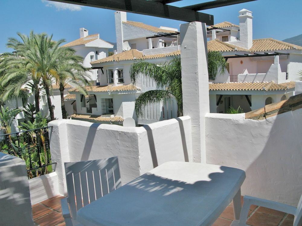 Apartamentos Y Casas Serinamar Marbella El Ángel Zewnętrze zdjęcie