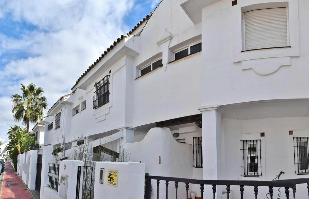 Apartamentos Y Casas Serinamar Marbella El Ángel Zewnętrze zdjęcie